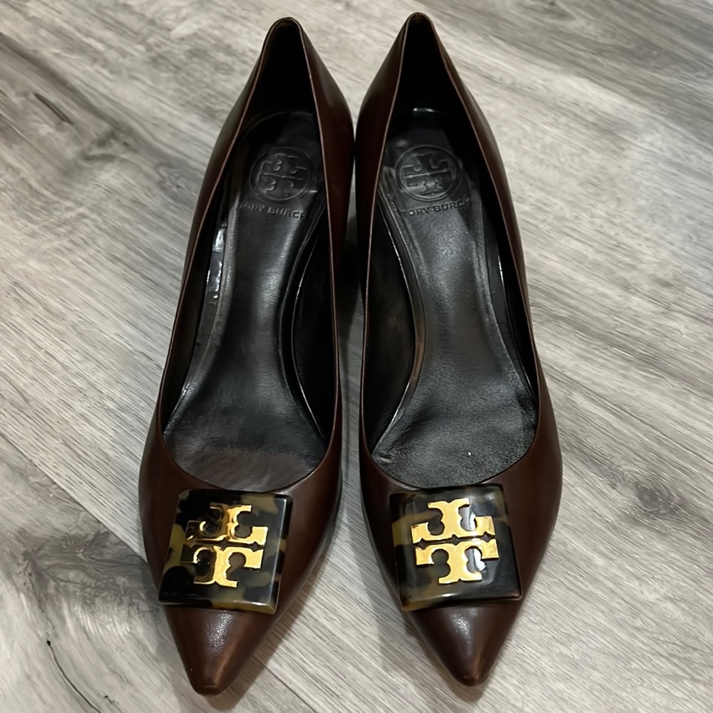 TORY BURCH..AMY LEATHER/TORTOISE DETAIL..